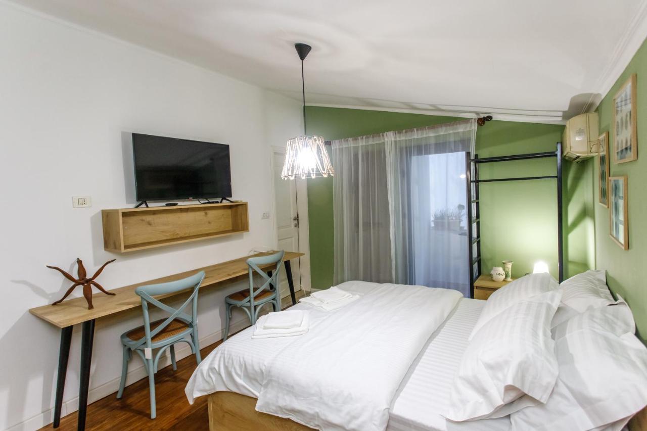 Studio Apartments Villa 24 Tirana Exterior photo