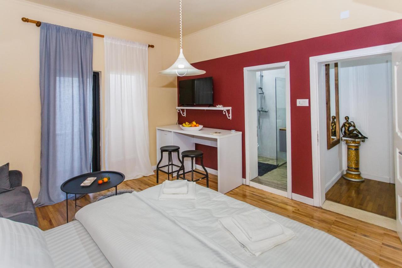 Studio Apartments Villa 24 Tirana Exterior photo